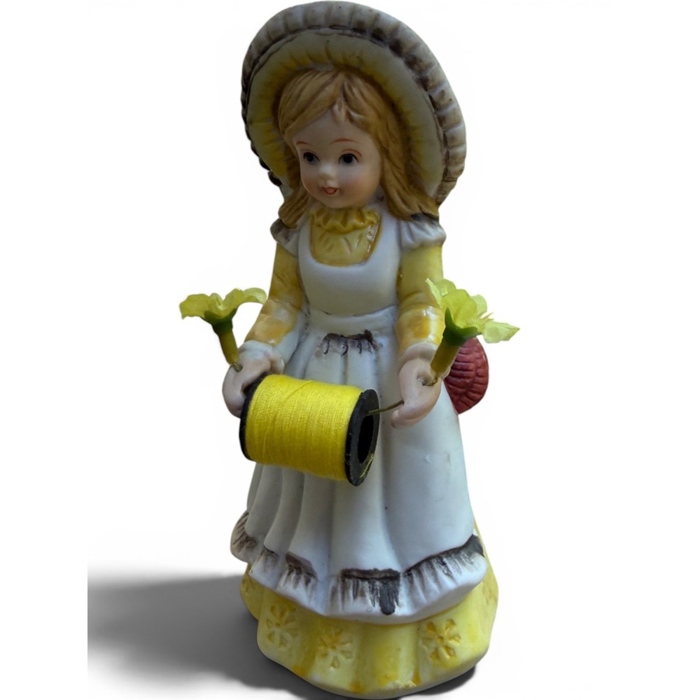 Vintage Ceramic Southern Belle Figurine Pin Cushion - Picture 14 of 14